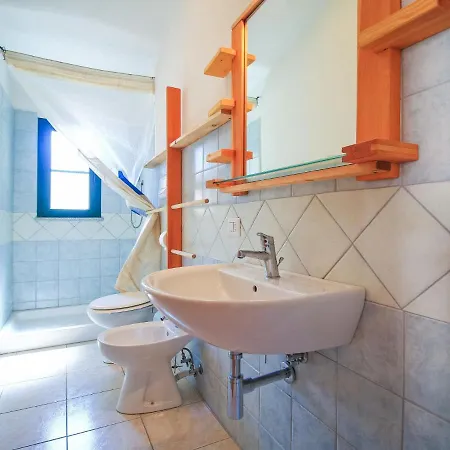Blue House By Interhome * La Caletta