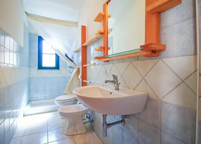 Blue House By Interhome * La Caletta